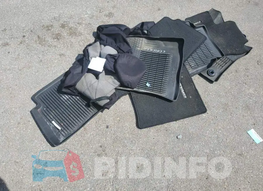 5YFHPRAE2LP019883 Photo# 12