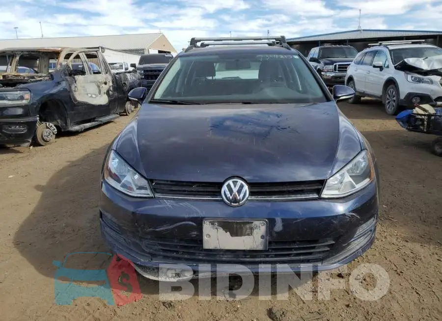 3VW017AU2HM542777 Photo# 5