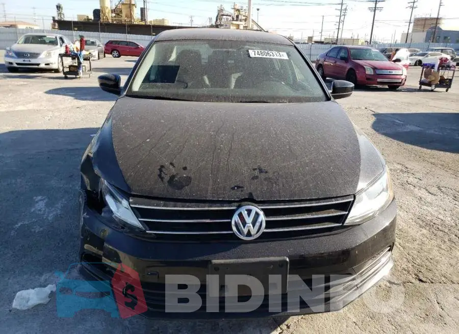 3VW2B7AJ0HM365108 Photo# 5