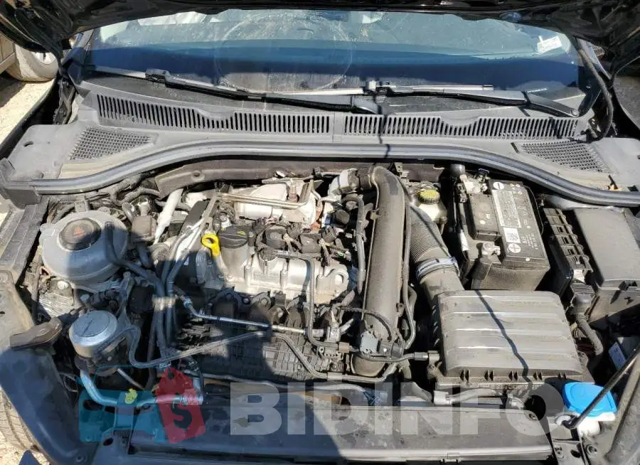 3VWC57BU8KM210138 Photo# 11