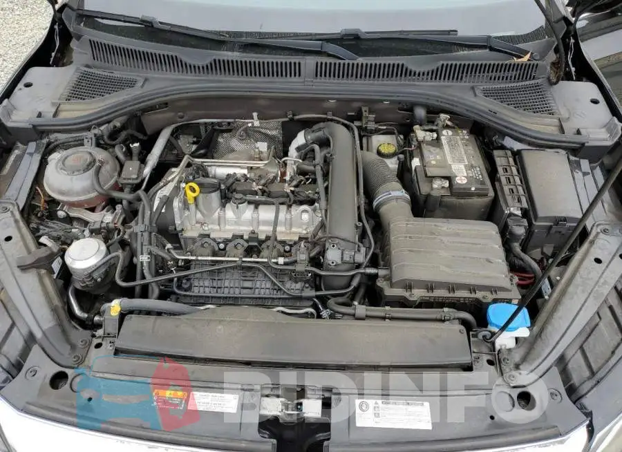 3VWCB7BU0KM275932 Photo# 11