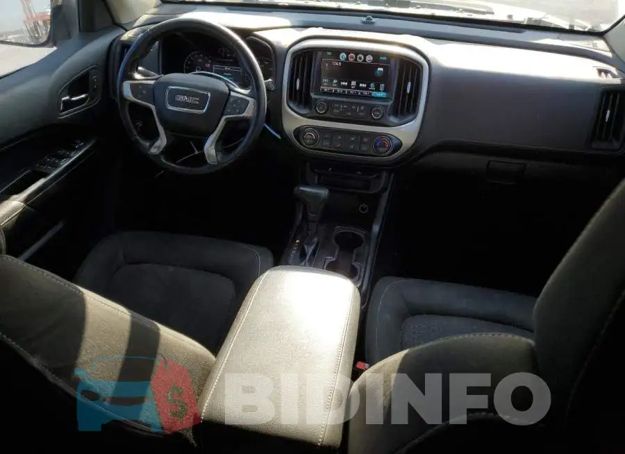 1GTG5CEA3J1256762 Photo# 8