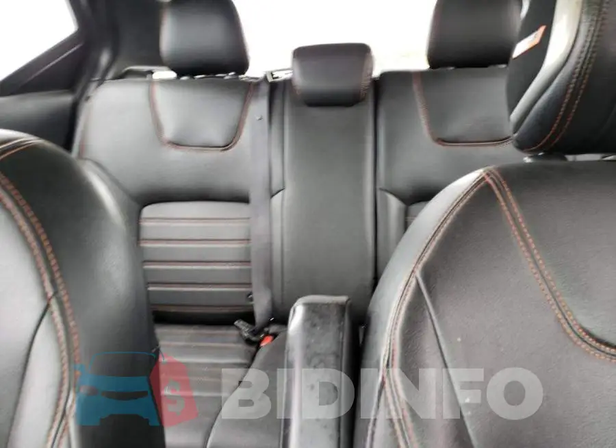 3N1CP5CU2JL537495 Photo# 10