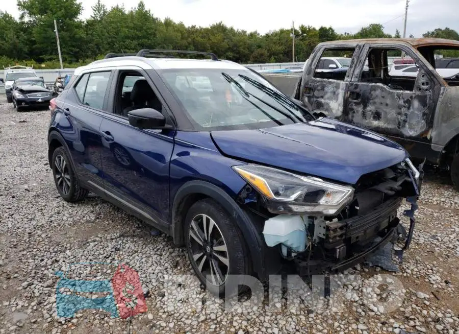 3N1CP5CU2JL537495 Photo# 4