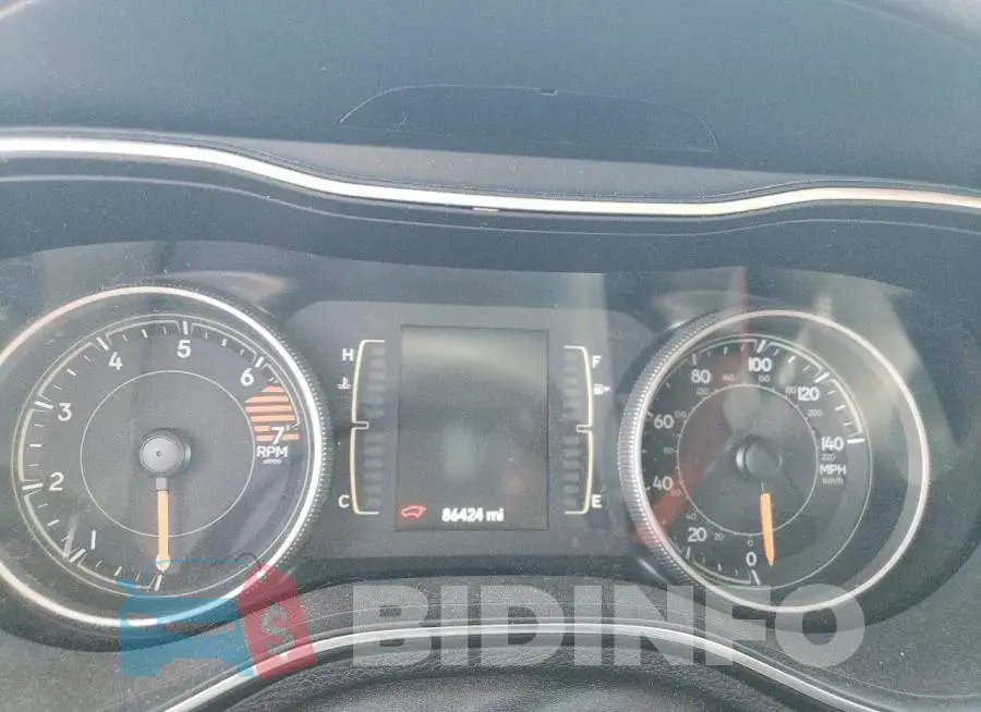 1C4PJLCB7KD164352 Photo# 9