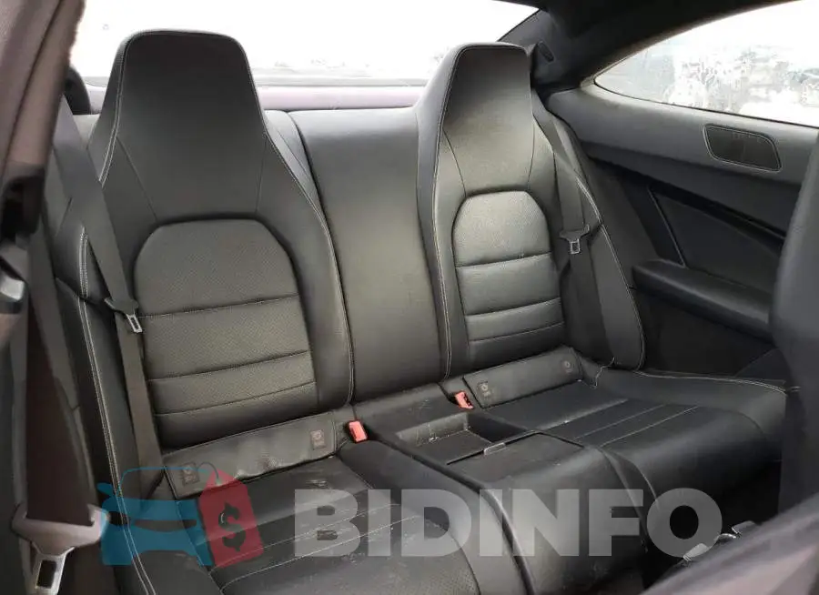 WDDGJ4HB0EG167892 Photo# 10