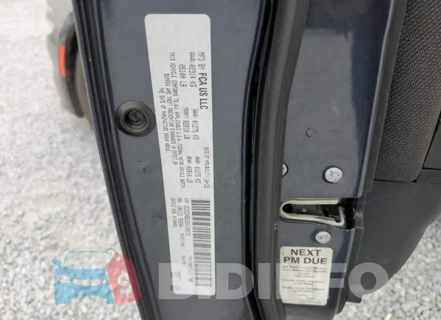 2C3CDXBG3GH109213 Photo# 12