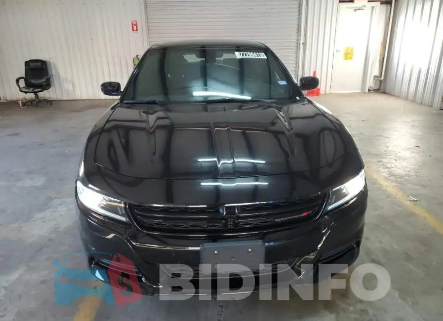 2C3CDXBG5NH212520 Photo# 5