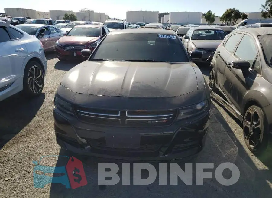 2C3CDXBG7FH790586 Photo# 5