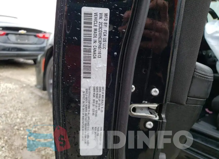 2C3CDXHGXPH611613 Photo# 12