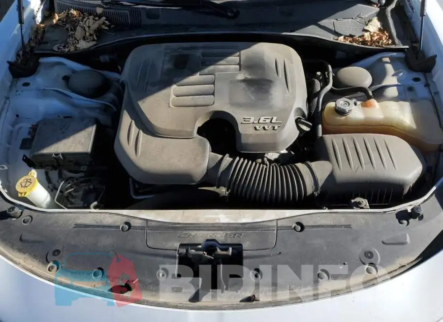 2C3CDXJG1GH281922 Photo# 11