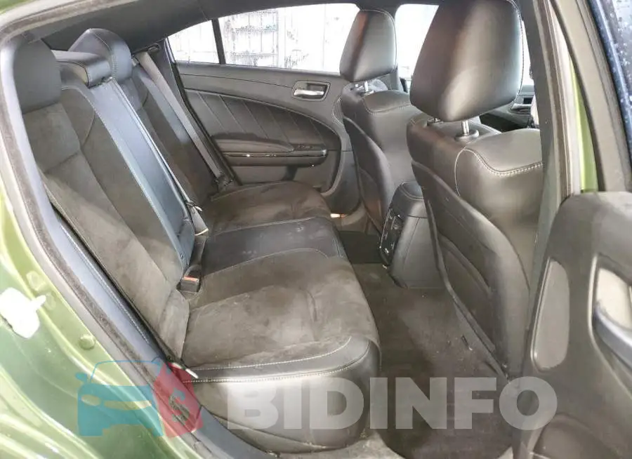 2C3CDXMG2NH101243 Photo# 10