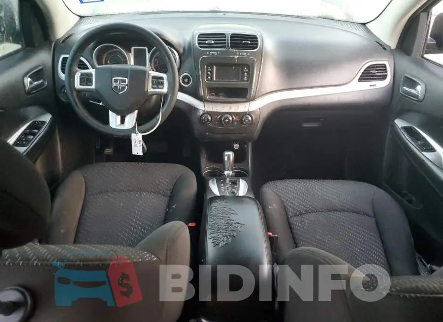 3C4PDCAB5GT245121 Photo# 8