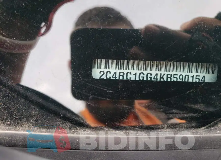 2C4RC1GG4KR590154 Photo# 13