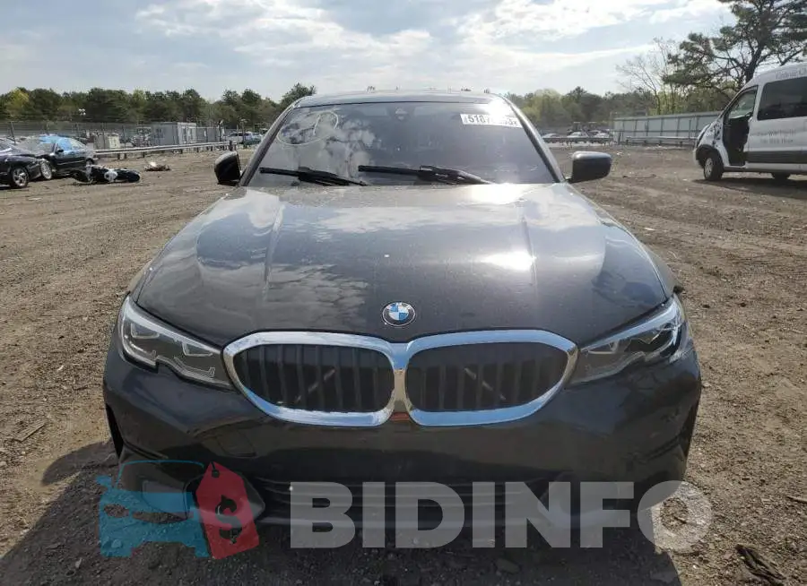 3MW5R7J06L8B25272 Photo# 5