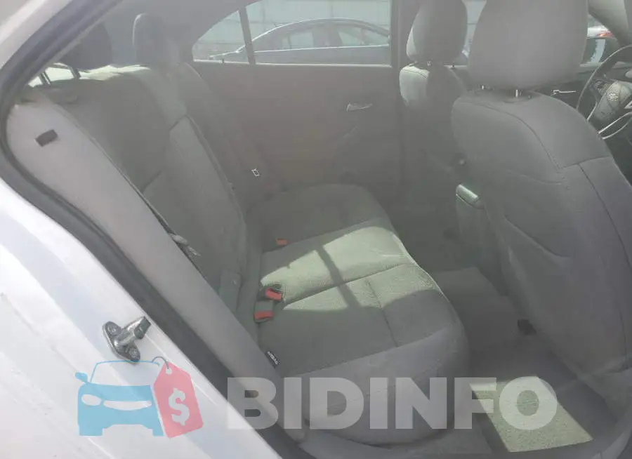 1G11B5SA8GF166817 Photo# 6