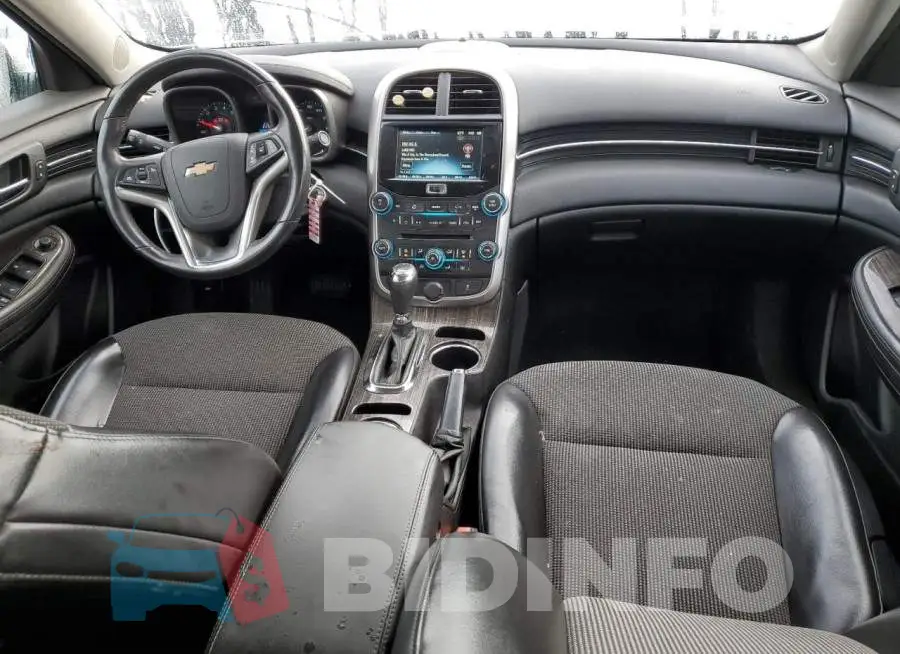 1G11E5SL4EF235296 Photo# 8