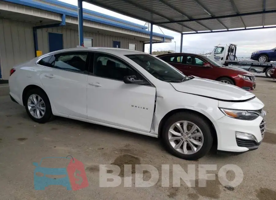 1G1ZD5ST3NF163769 Photo# 4
