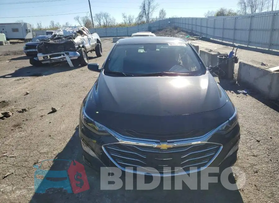 1G1ZD5ST5PF139086 Photo# 5