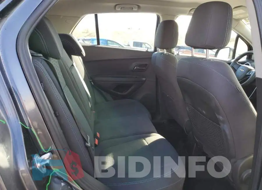 3GNCJNSB6GL135087 Photo# 11