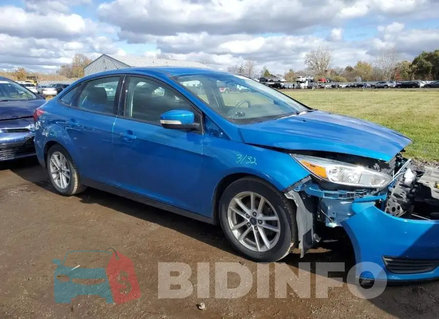 1FADP3F22GL403371 Photo# 4