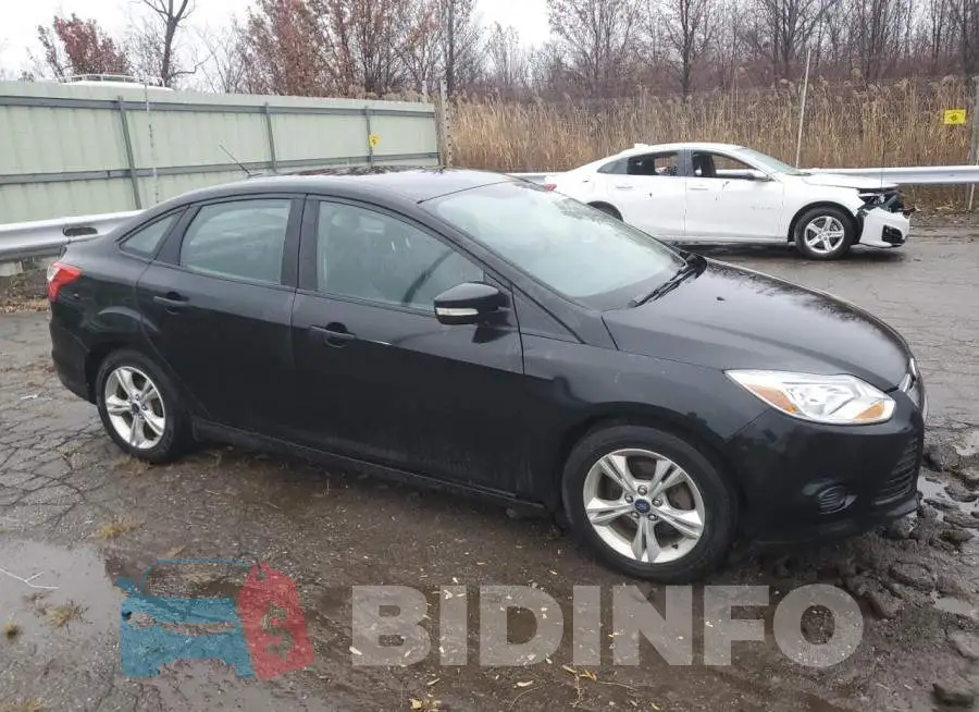 1FADP3F28EL292824 Photo# 4