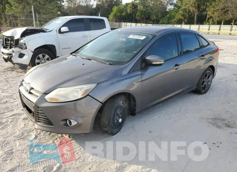 1FADP3F28EL330875 Photo# 1