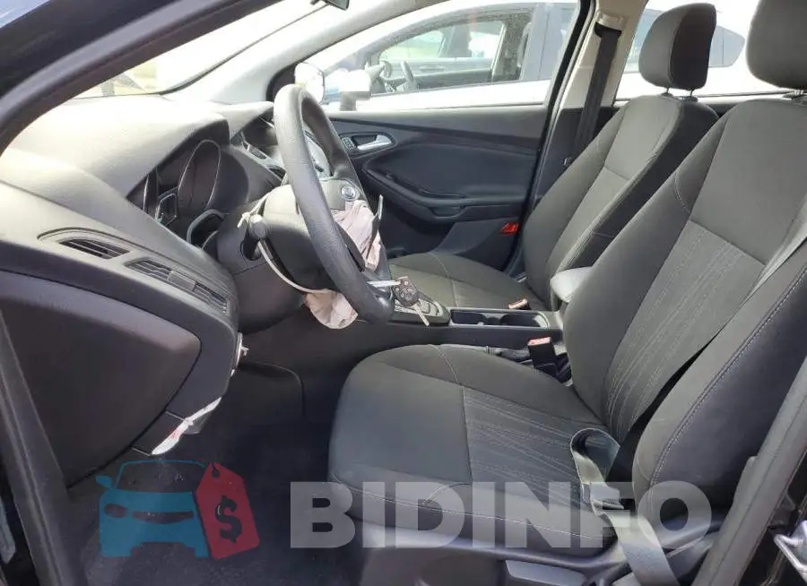 1FADP3F29JL295256 Photo# 7