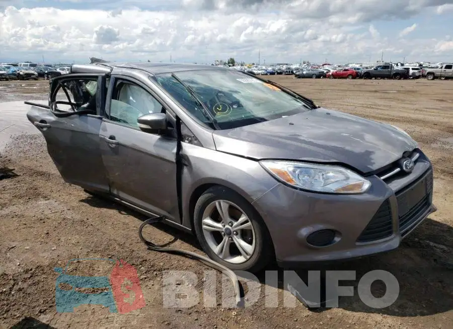 1FADP3F2XEL441539 Photo# 4