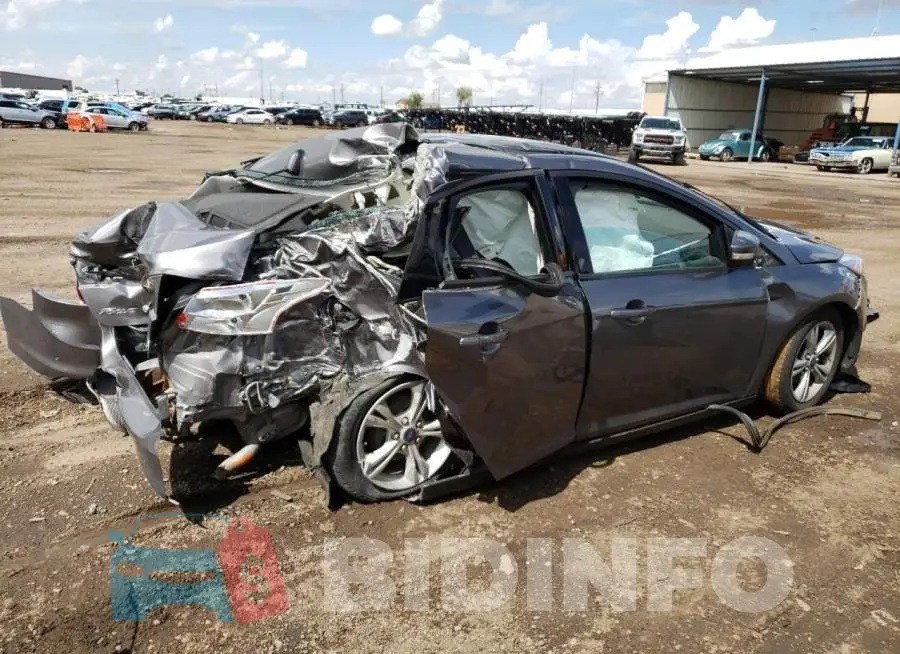 1FADP3F2XEL441539 Photo# 3