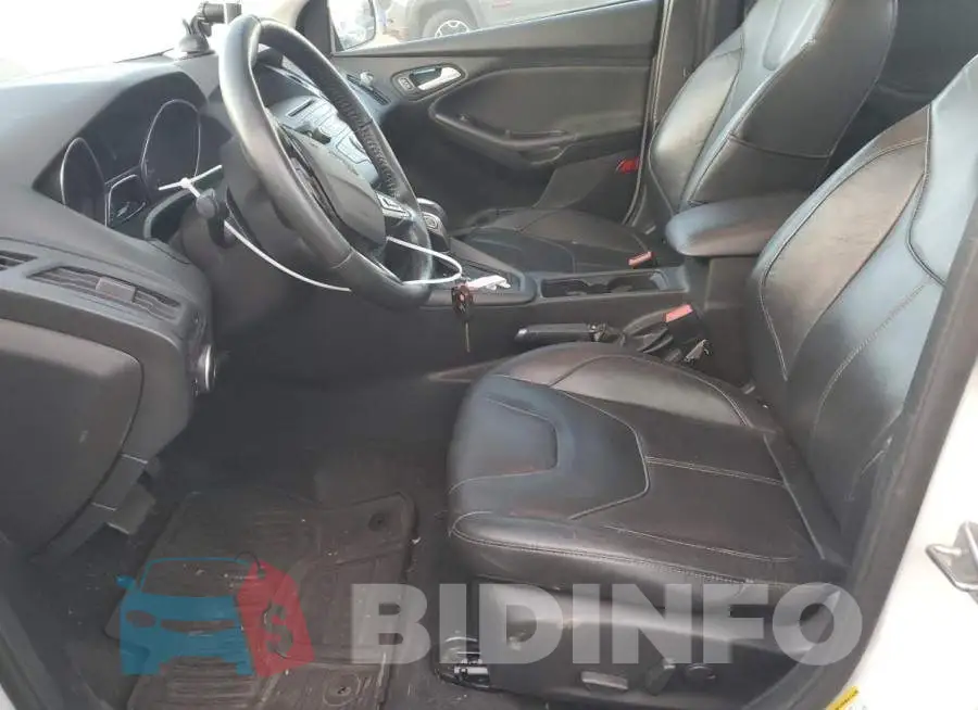 1FADP3F2XFL361823 Photo# 7