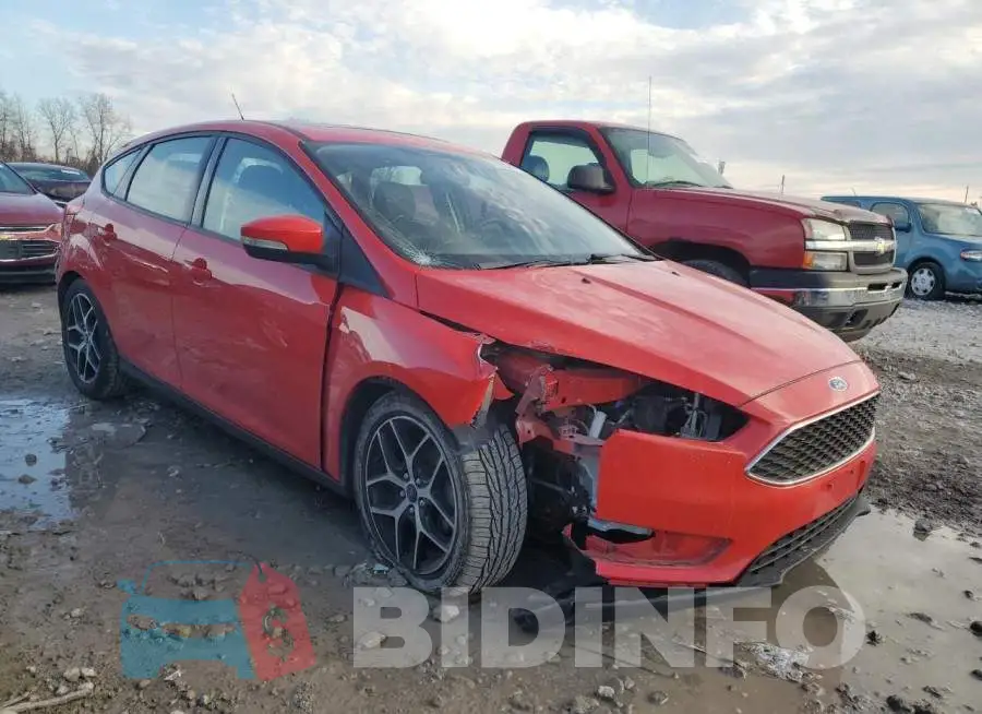 1FADP3M22HL222131 Photo# 4