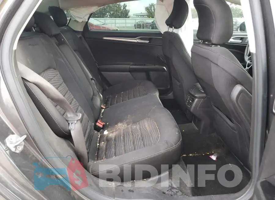 3FA6P0H79GR396663 Photo# 10