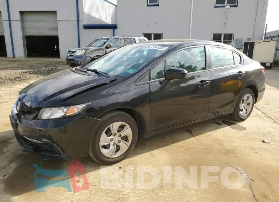 19XFB2F53EE203255 Photo# 1