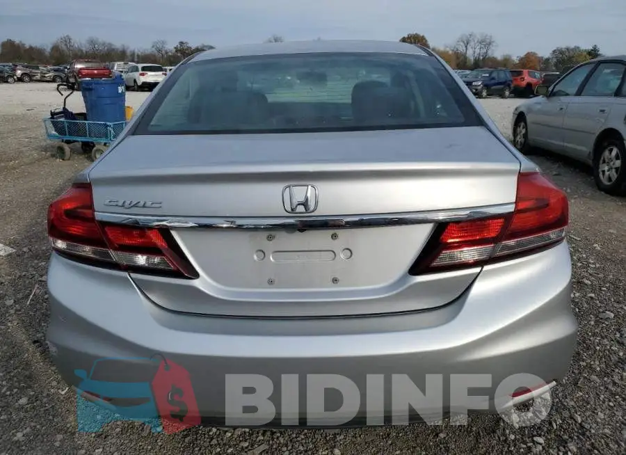 19XFB2F57EE080284 Photo# 6