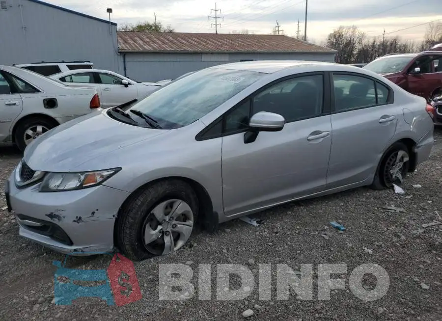 19XFB2F57EE080284 Photo# 1