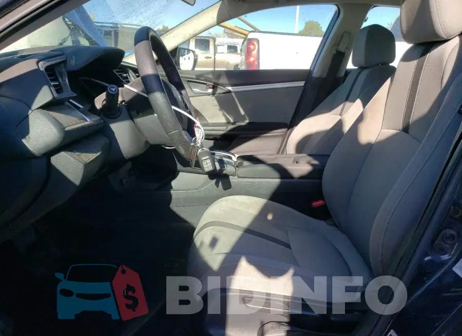 19XFC2F70HE010242 Photo# 7