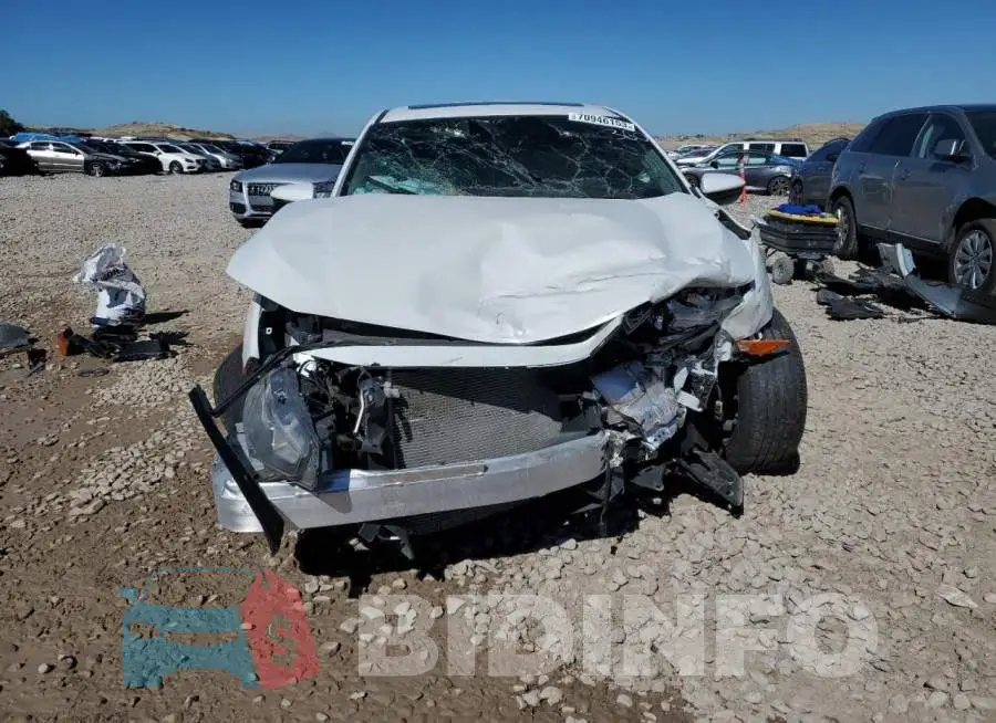 19XFC2F79JE205665 Photo# 5