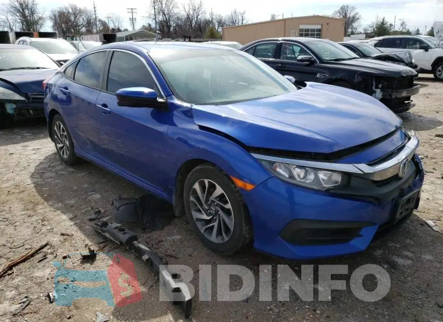 19XFC2F7XHE060887 Photo# 4