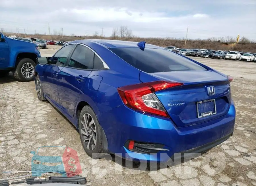 19XFC2F7XHE060887 Photo# 2
