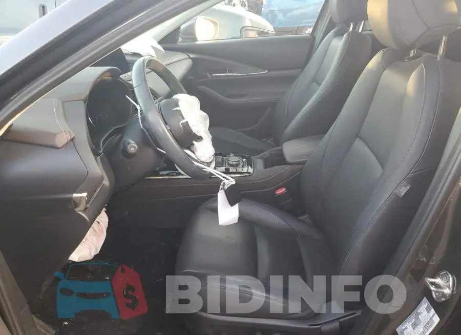 3MVDMBDL4MM235962 Photo# 7