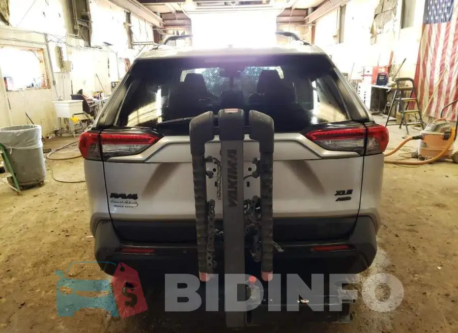2T3A1RFV7MC158427 Photo# 6