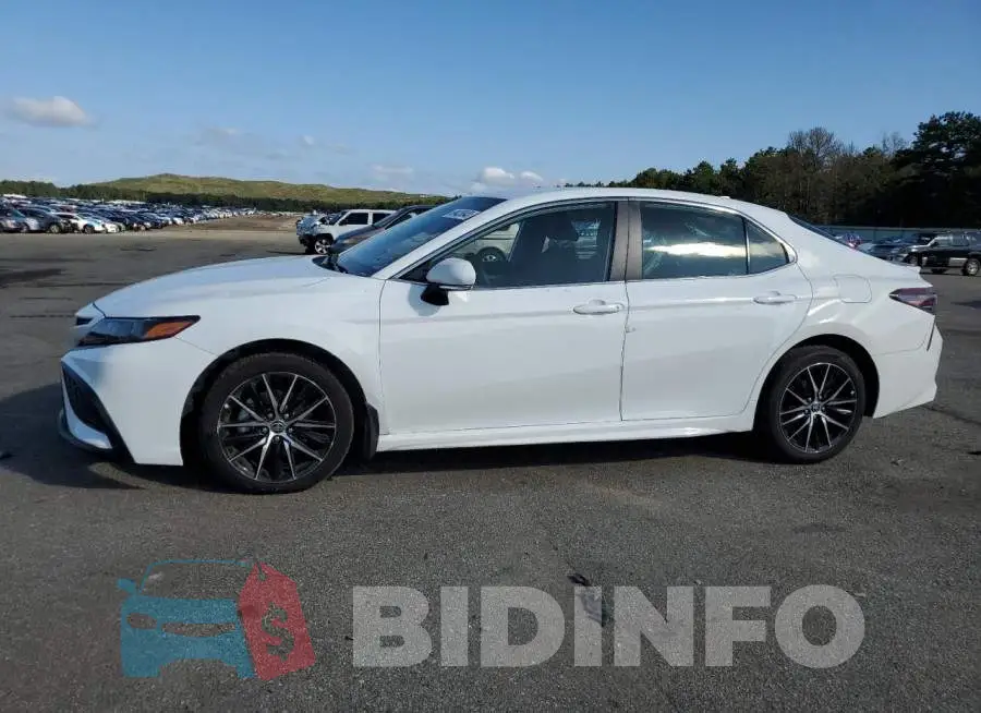 4T1G11AK5NU703056 Photo# 1
