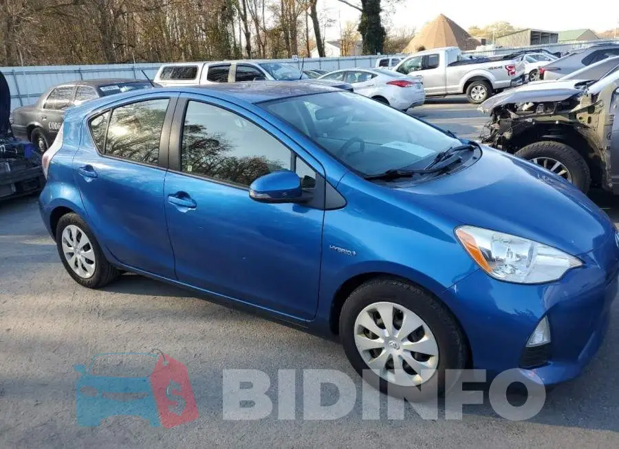 JTDKDTB39E1069809 Photo# 4