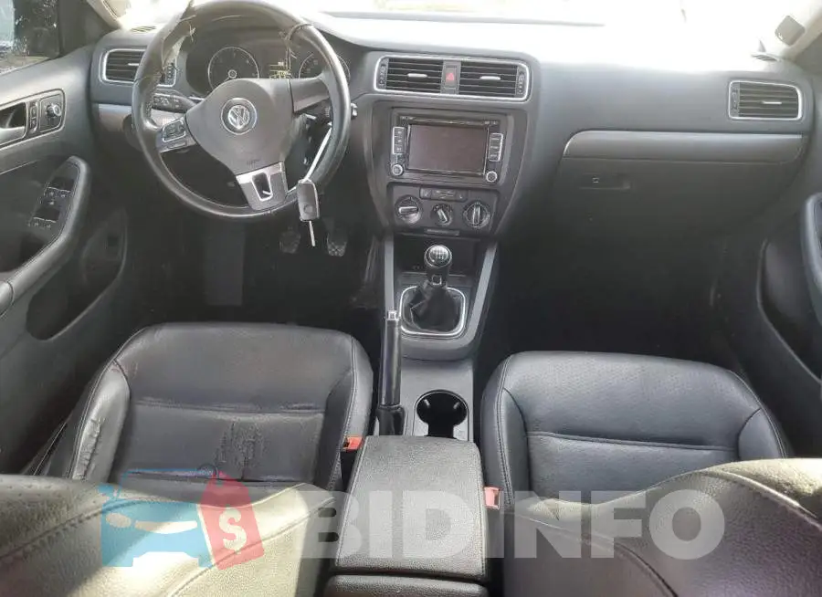 3VW3L7AJ2EM374681 Photo# 8