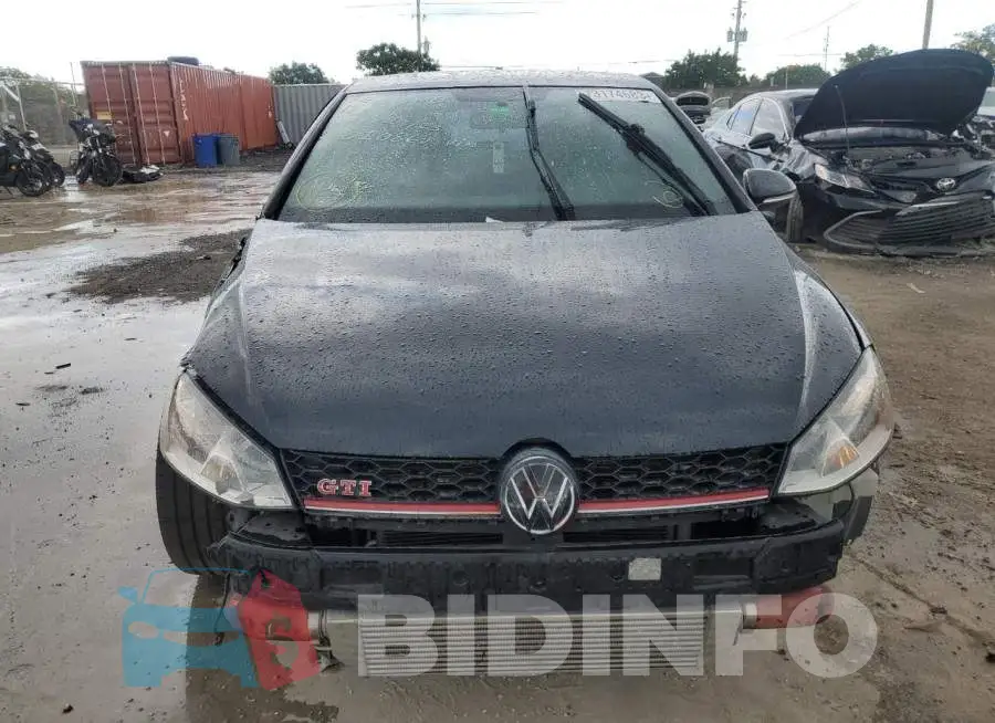 3VW4T7AU1HM010867 Photo# 5