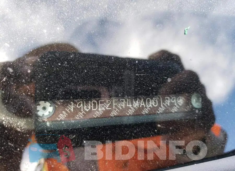 19UDE2F74MA001799 Photo# 12