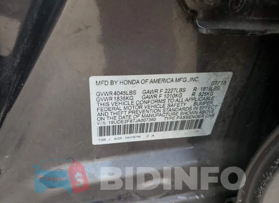 19UDE2F87JA007360 Photo# 12