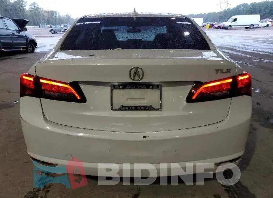 19UUB2F3XFA025890 Photo# 6