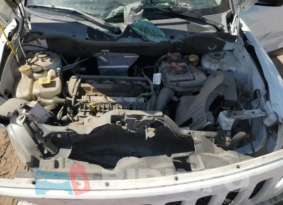 1C4NJPBAXHD150106 Photo# 11